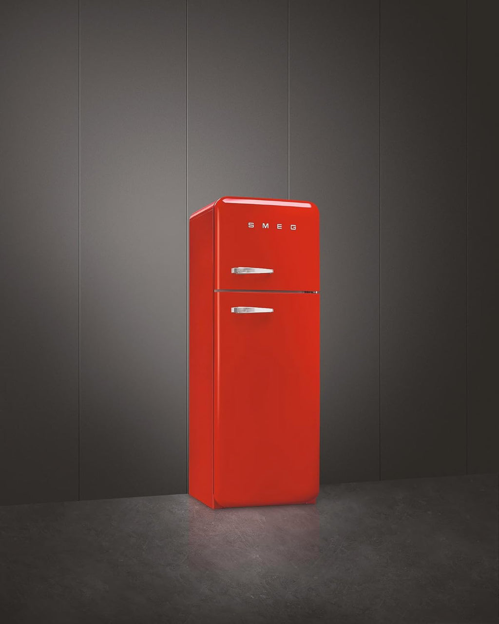 Smeg, Frigorifero Doppiaporta FAB30RRD5 a Libera Installazione, Cerniera a Destra, Frigorifero Ventilato e Freezer Statico, Design Bombato 50's Style, Rosso