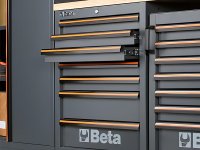 Arredo Beta C45PRO 2.0 X per officina 2955x645x2000mm con piano di lavoro in acciaio