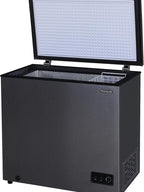 Congelatore a pozzetto Frigidaire EFRF70136COM 2025, capacità 7 piedi cubi, design robusto, termostato regolabile, cestello in filo rivestito in vinile rimovibile, scarico di sbrinamento facile.