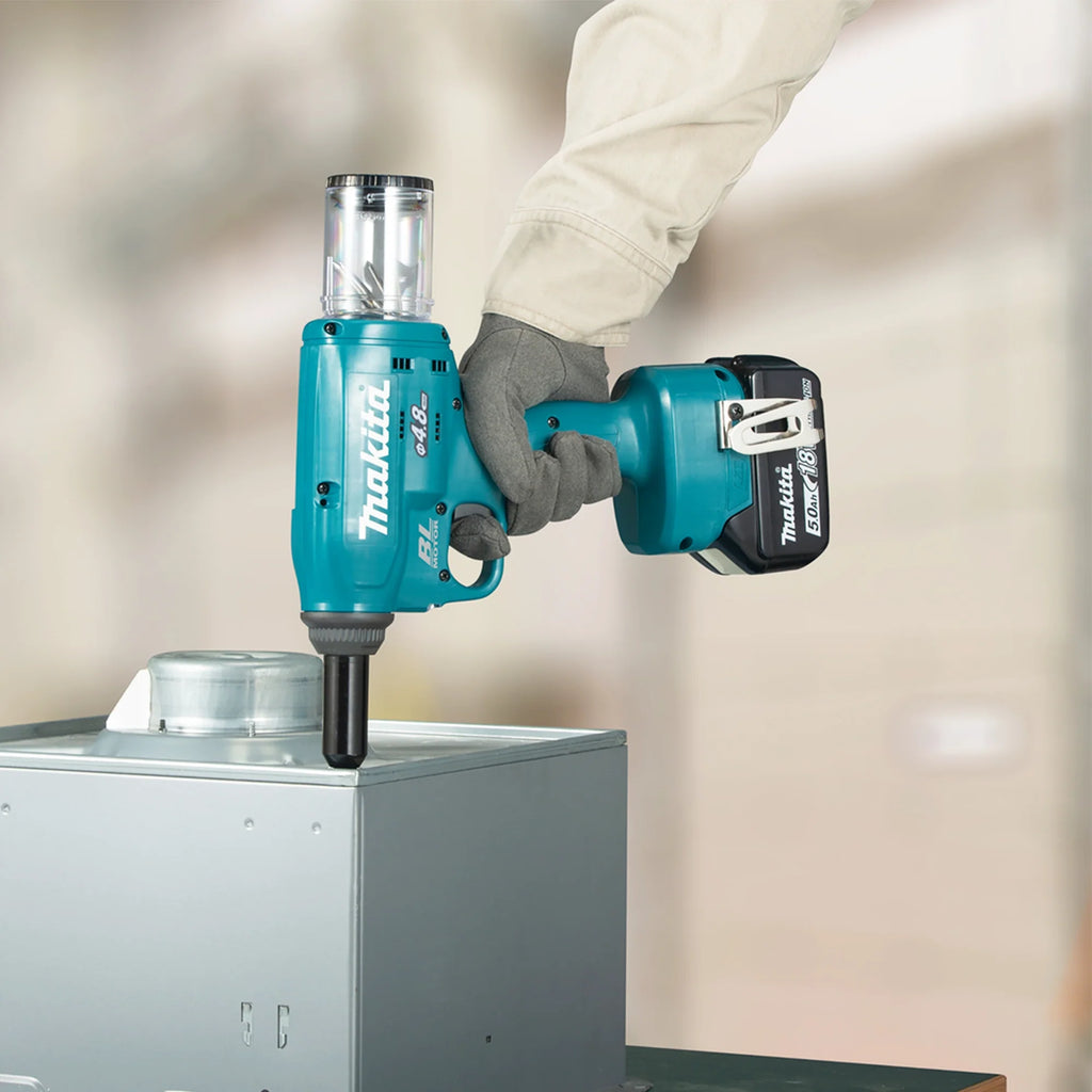 Rivettatrice a Batteria Makita DRV150RTJ 18V 5Ah – Kit Completo con Valigetta Makpac