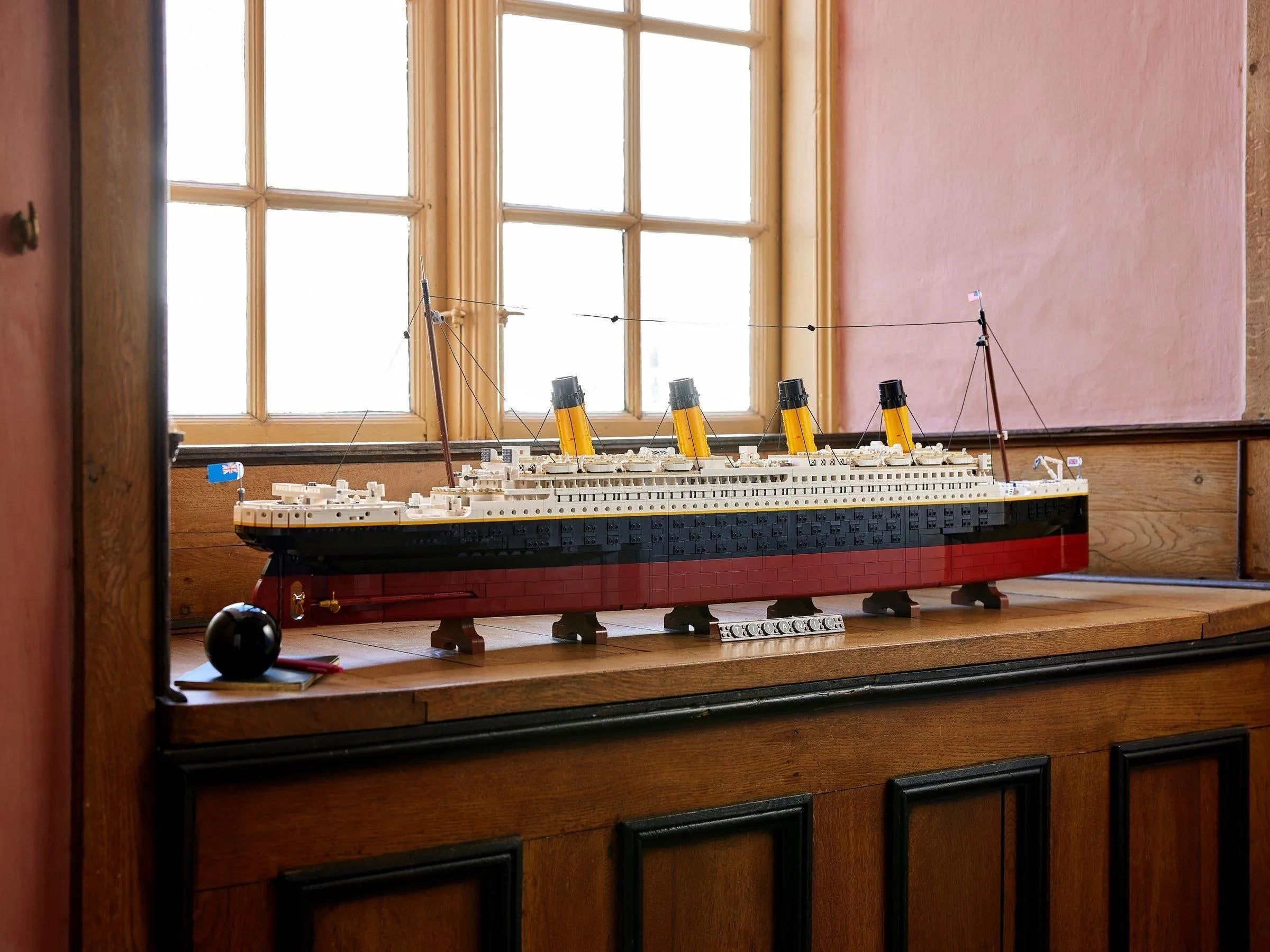 LEGO Creator Expert Il Titanic 10294 - Modello da Collezione Dettagliato