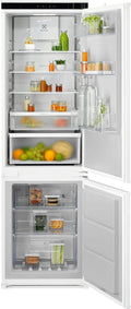 Electrolux Serie 600 Frigorifero Combinato da Incasso, ENT6MD18S0, 249 Litri, TwinTech Total No Frost, MultiFlow, Silenziosità 34 dB, 1772x546x549, Class D, Allarme Porta Aperta, Bianco
