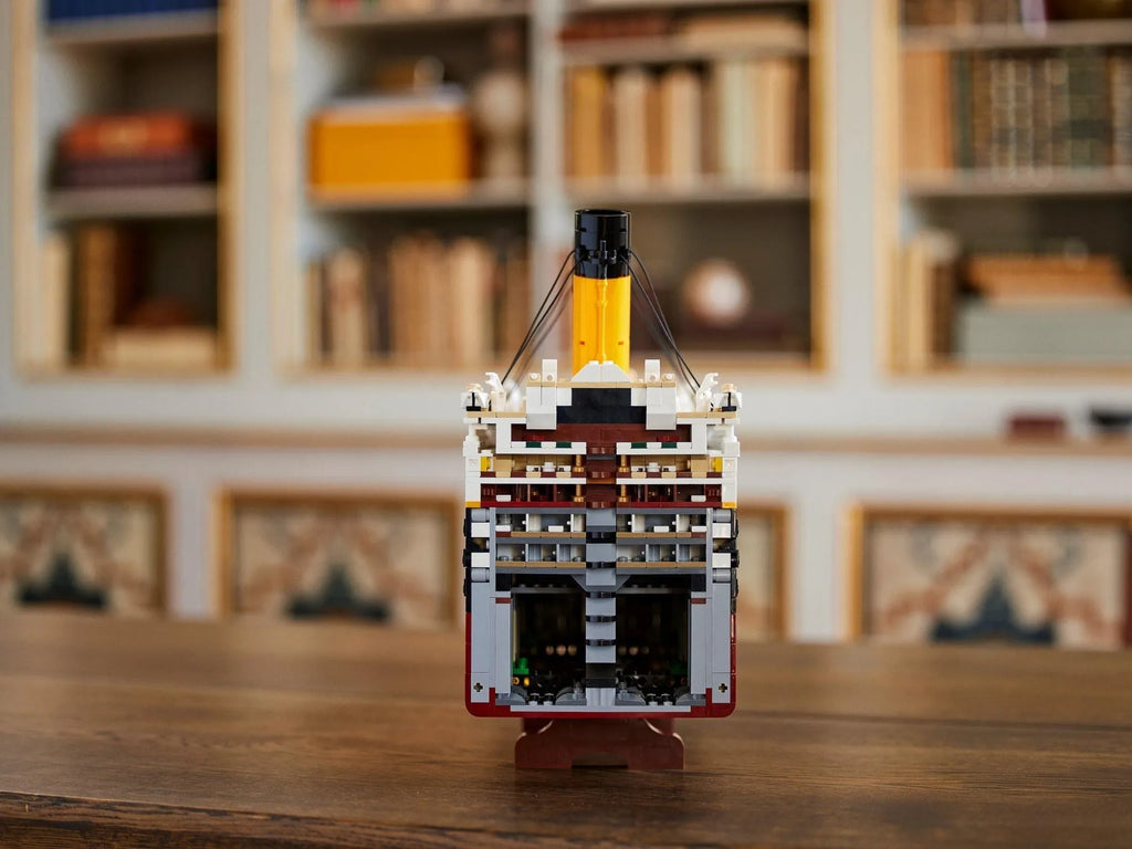 LEGO Creator Expert Il Titanic 10294 - Modello da Collezione Dettagliato